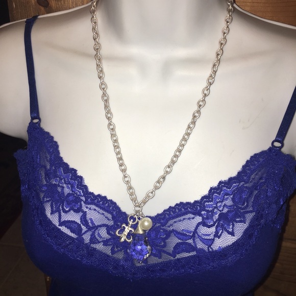 🆕Gorgeous crystal charm necklace NWT - Picture 5 of 6